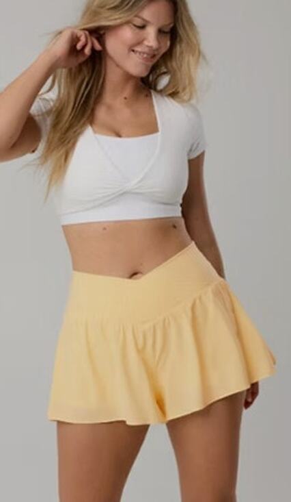 aerie Pants - OFFLINE By Aerie Real Me Crossover Flowy Short in Butter Yellow Size Medium